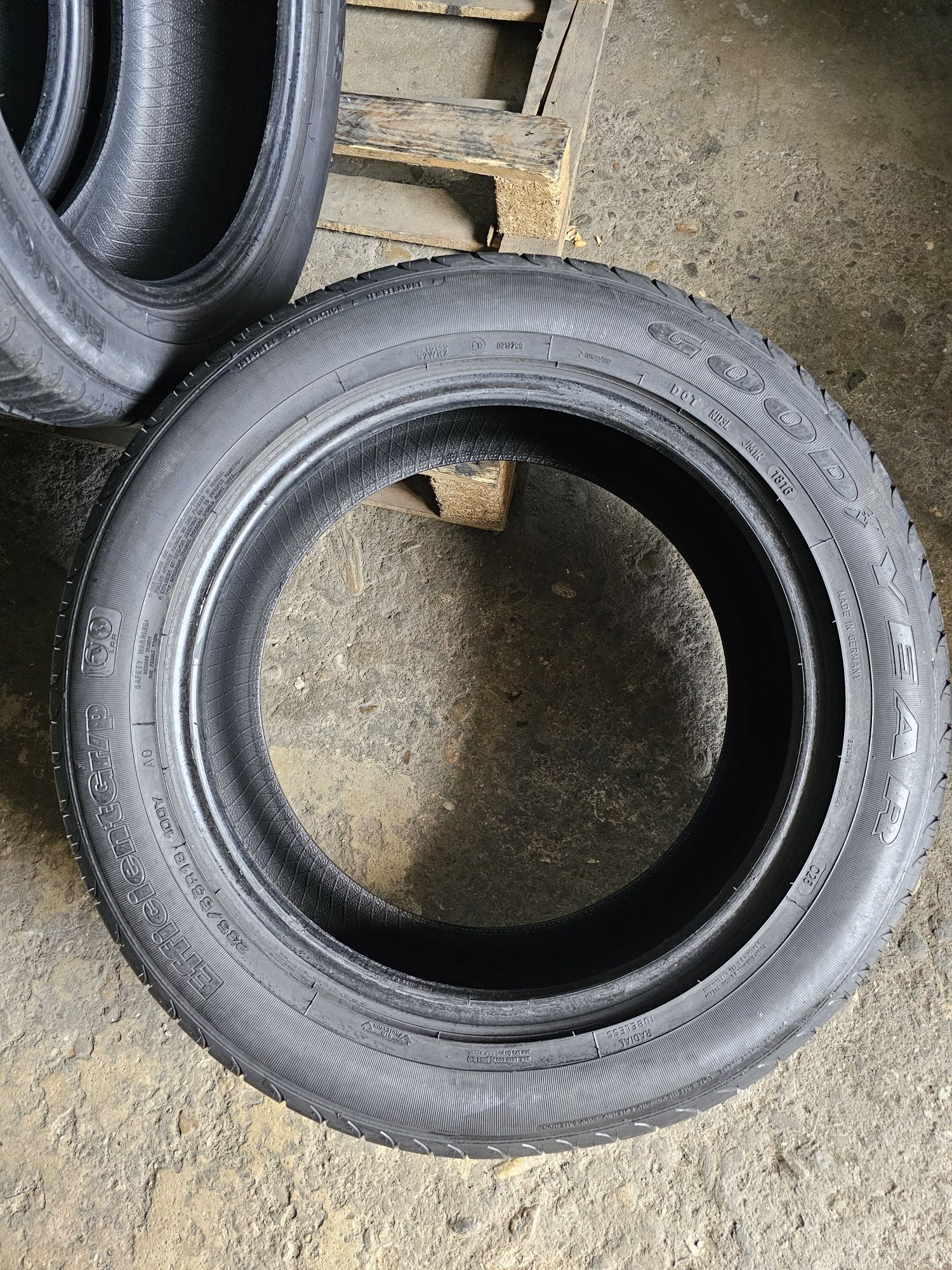 4 anvelope vara 235 55 18 Goodyear 6.2mm