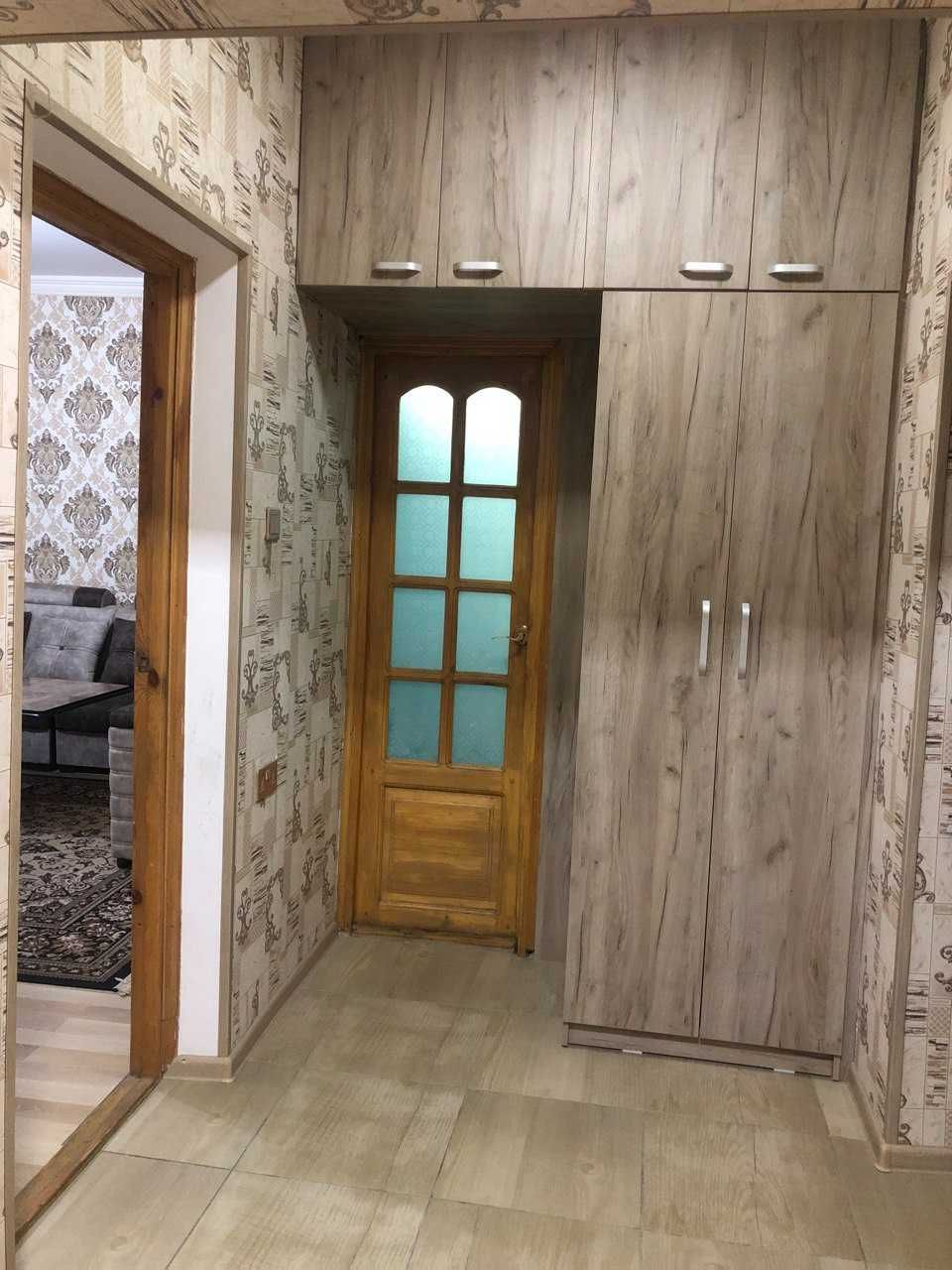 Продаётся квартира Ориентир: Электро-Аппарат. 3-ком 4-этаж 72кв.м