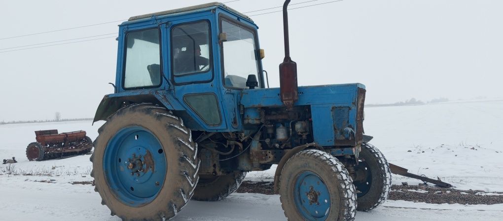 МТЗ-80 большая кабина.телега в комплекте