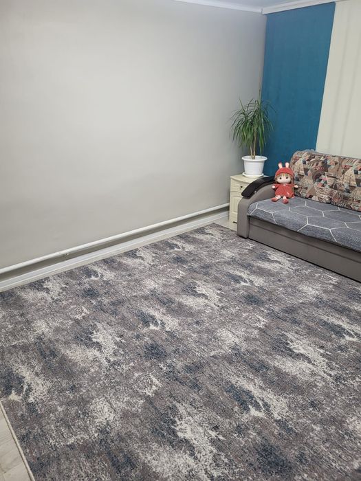 Уй сатылдаы сарайы бар