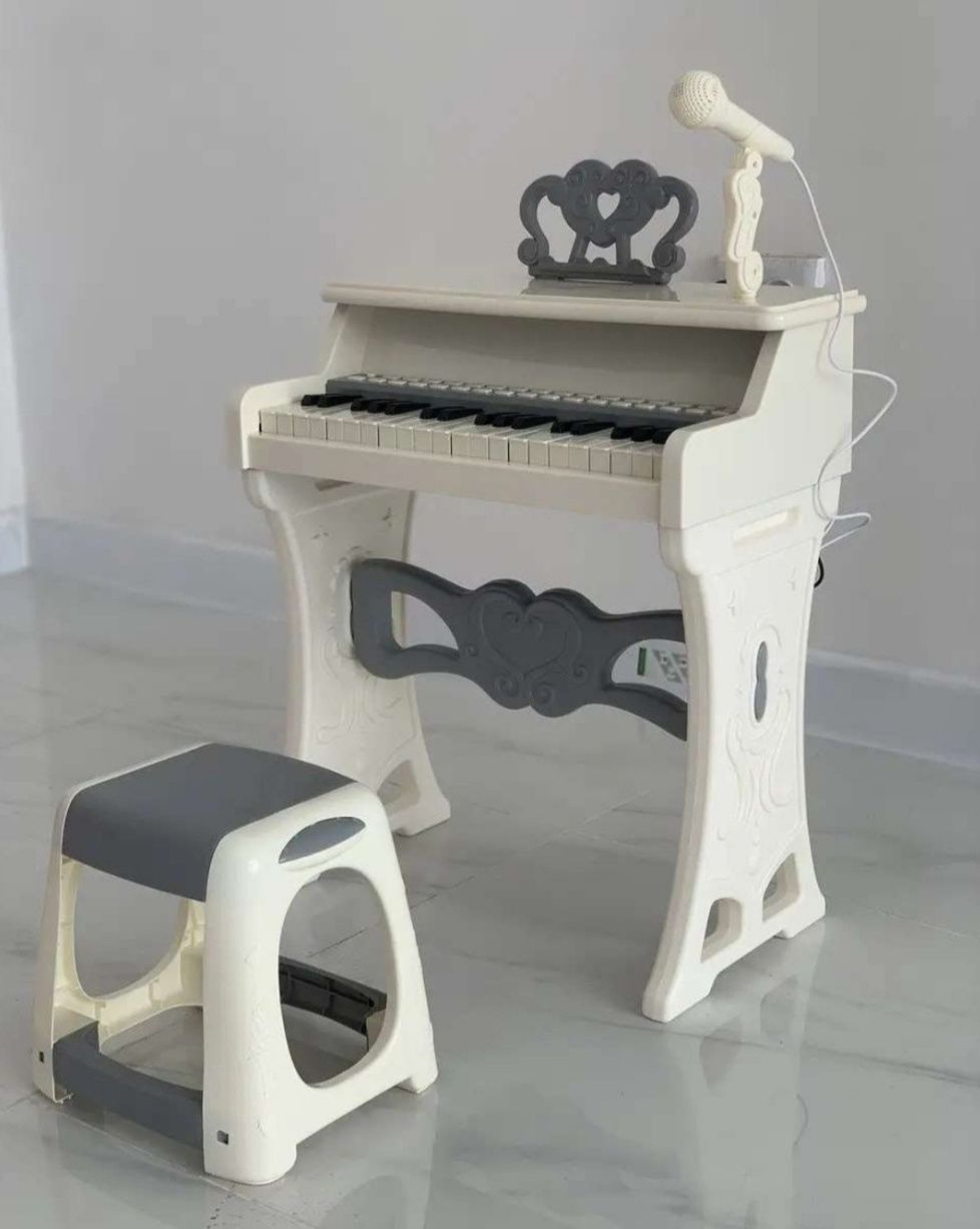 Пианино детский белый