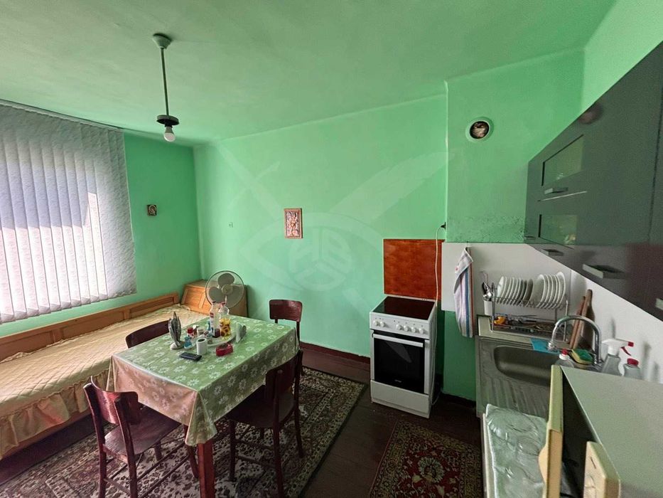 Продава се Етаж от къща в Асеновград - 100 кв.м за 1450 €/кв.м - Снимка #1