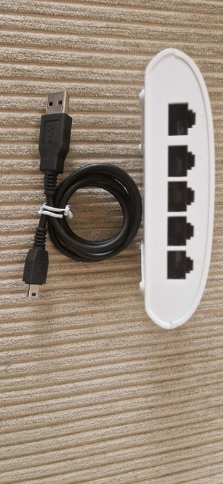 Switch D-LINK DGS- 1005D