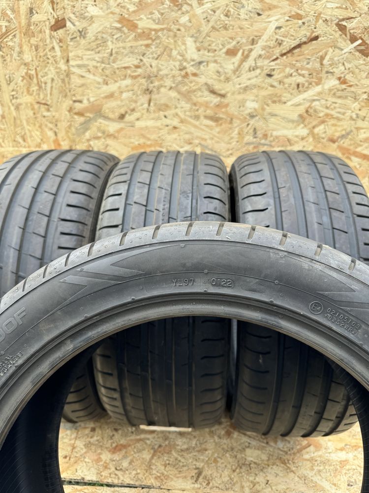 4bc NOKIAN   Noi 235 45 R18 98Y  Dot 01/22 Profil 8-9mm ( noi )