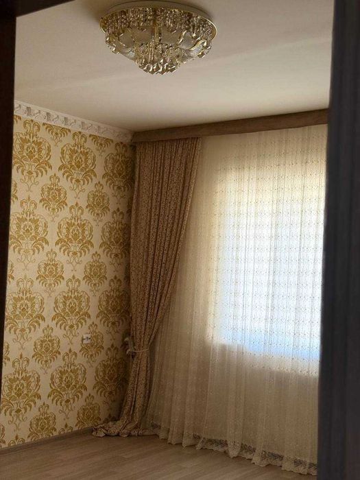 Сдаётся 5-комнатная квартира в аренду рядом с метро Беруни. Миллий.