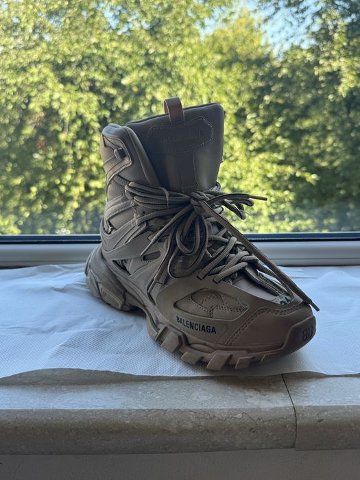 balenciaga track high