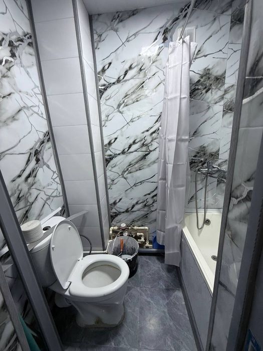 Продаётся квартира Чиланзар 2 квартал 1/4/4 кирпич