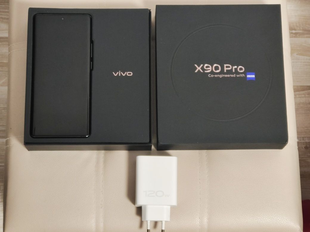 Vivo X90 Pro în garanție