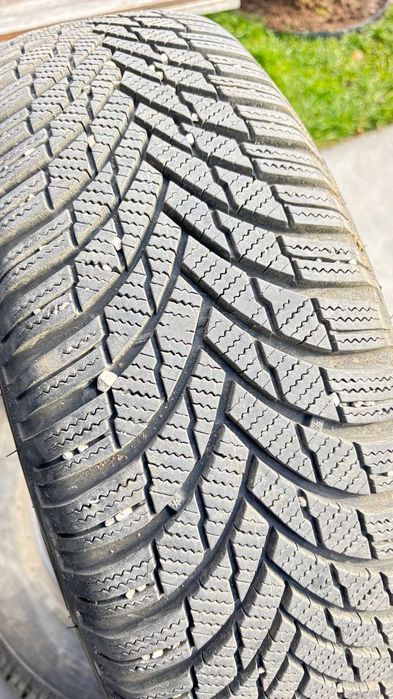 Почти нови 4 зимни гуми 195/65/15 Firestone Winterhawk 4