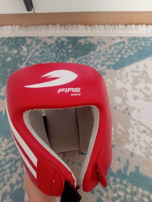Продам детский боксерский шлем