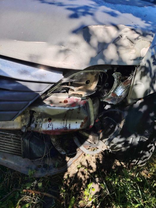 Vând Dacia Logan 1,5 diesel avariat