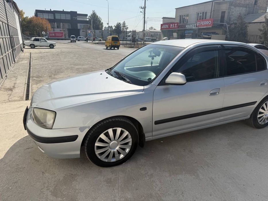 Продаеться Hyundai Elantra 2000 года выпуска