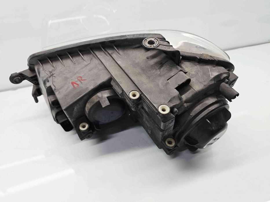 Far dreapta Volkswagen Touran (1T1, 1T2) [Fabr 2003-2010] Facelift 1T