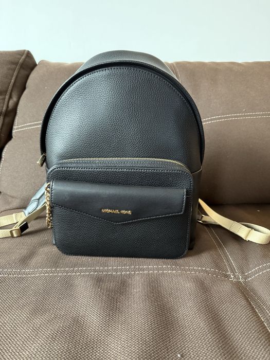 Rucsac Michael Kors cu portofel detasabil