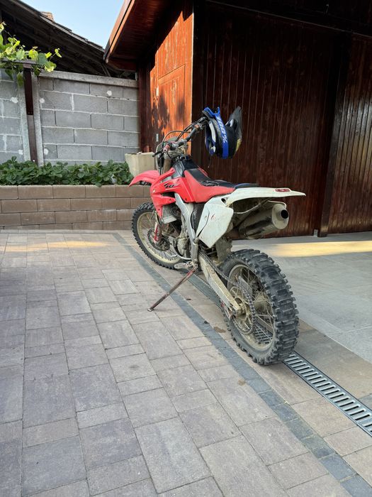 Motocicleta enduro honda 250 4t (honda crf, yamaha yzf, ktm exc)