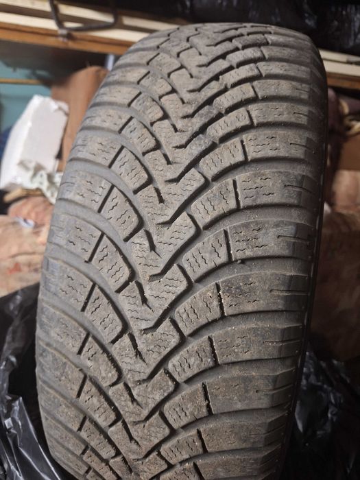 215 60 17, Зимни гуми FALKEN, 4 броя