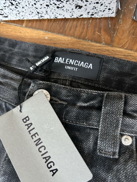 blugi flared balenciaga