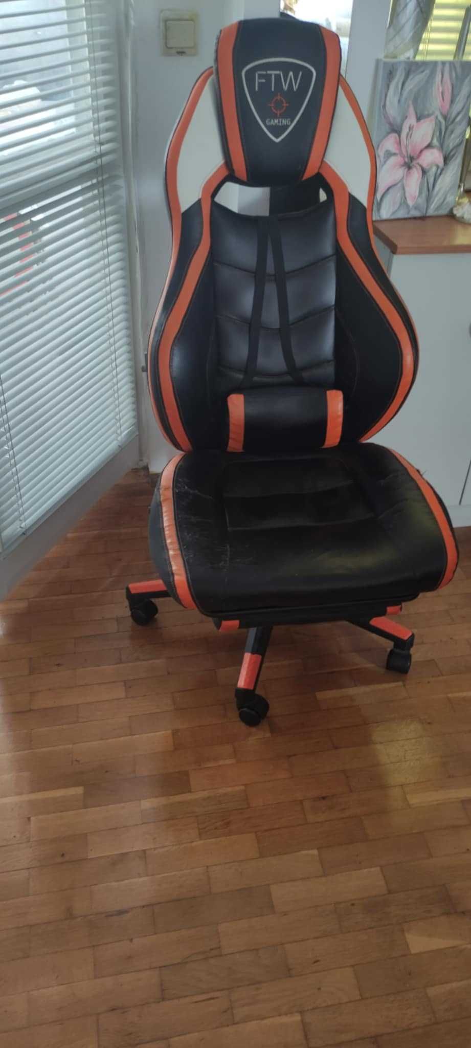 Gaming стол Gamborg Black/Orange