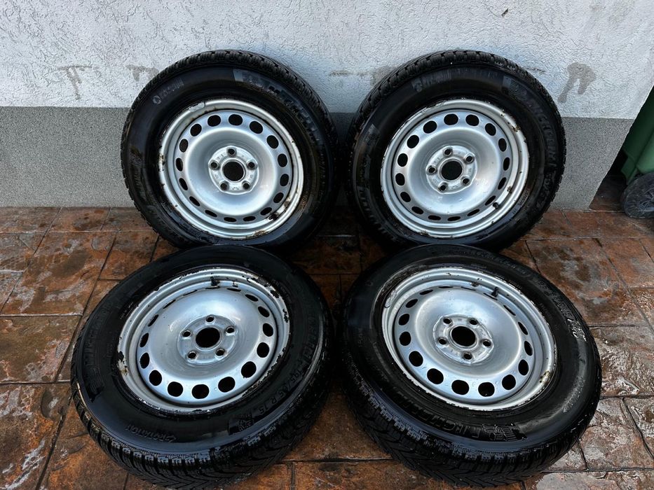 Vand set roti 5x112 cu anvelope de iarna Michelin 195/65/15