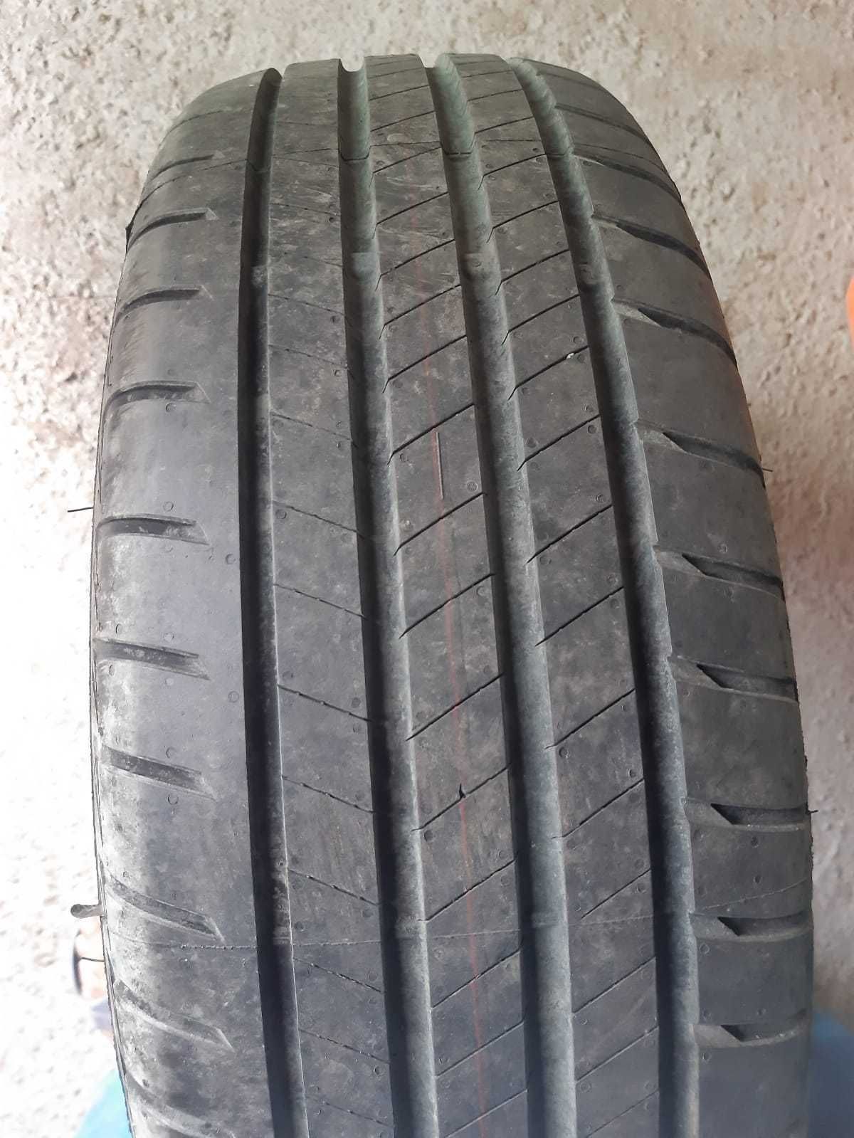 Vand 4 anvelope vara Bridgestone R17