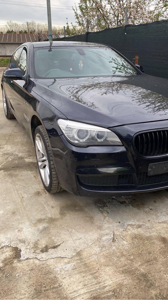 Fuzetă stânga față BMW F 01 seria 7 2010