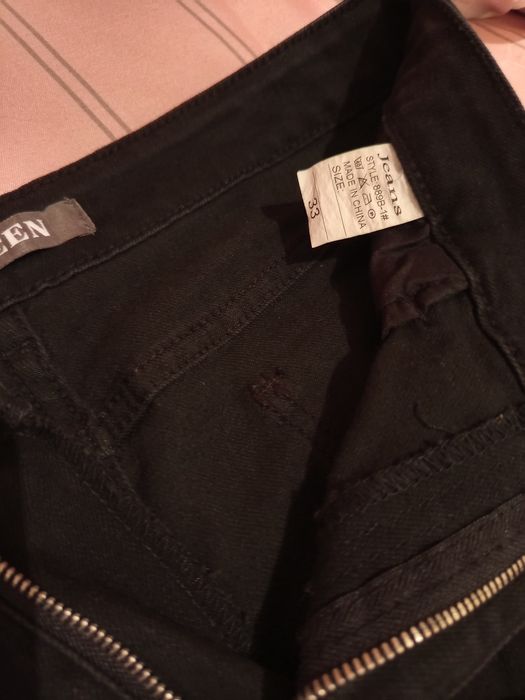 Здравствуйте продаю женские джинсы