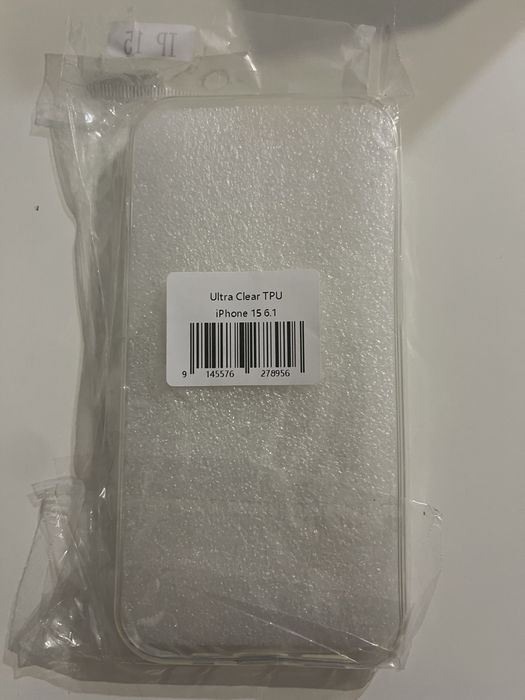 Husă și folie protecție iPhone 15