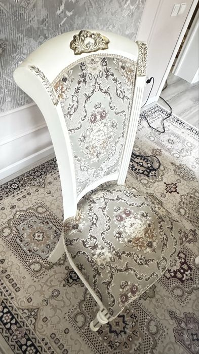 Продам стулья из чистого дерева
