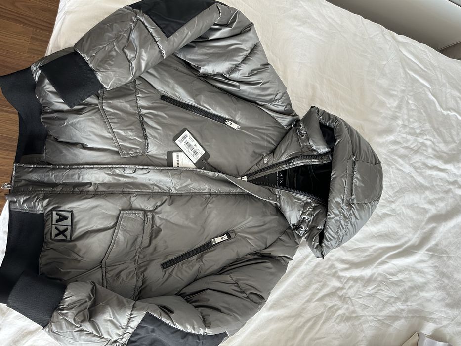 Новая куртка Armani Exchange L