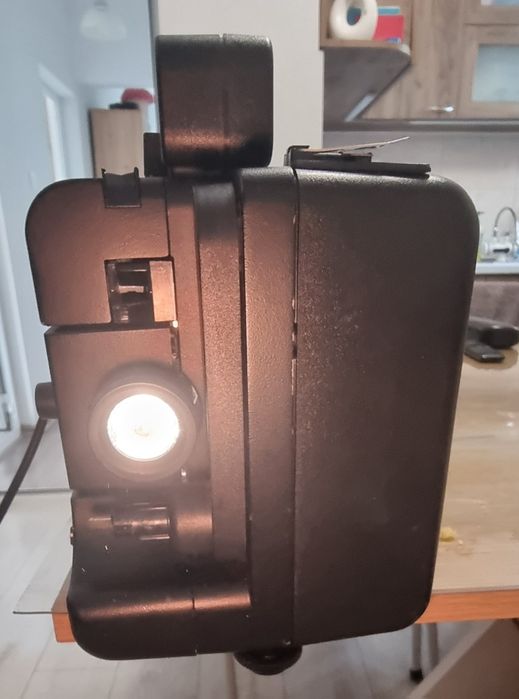 Кино камера Revue Lux 30 b
