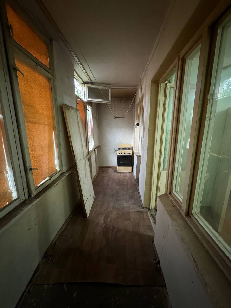 Юнусабад 7кв 2/1/4 орт Идеал маркет 50м²