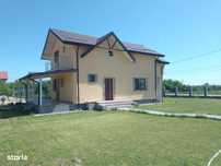 Casa modernă P+M în Crevedia / Buftea