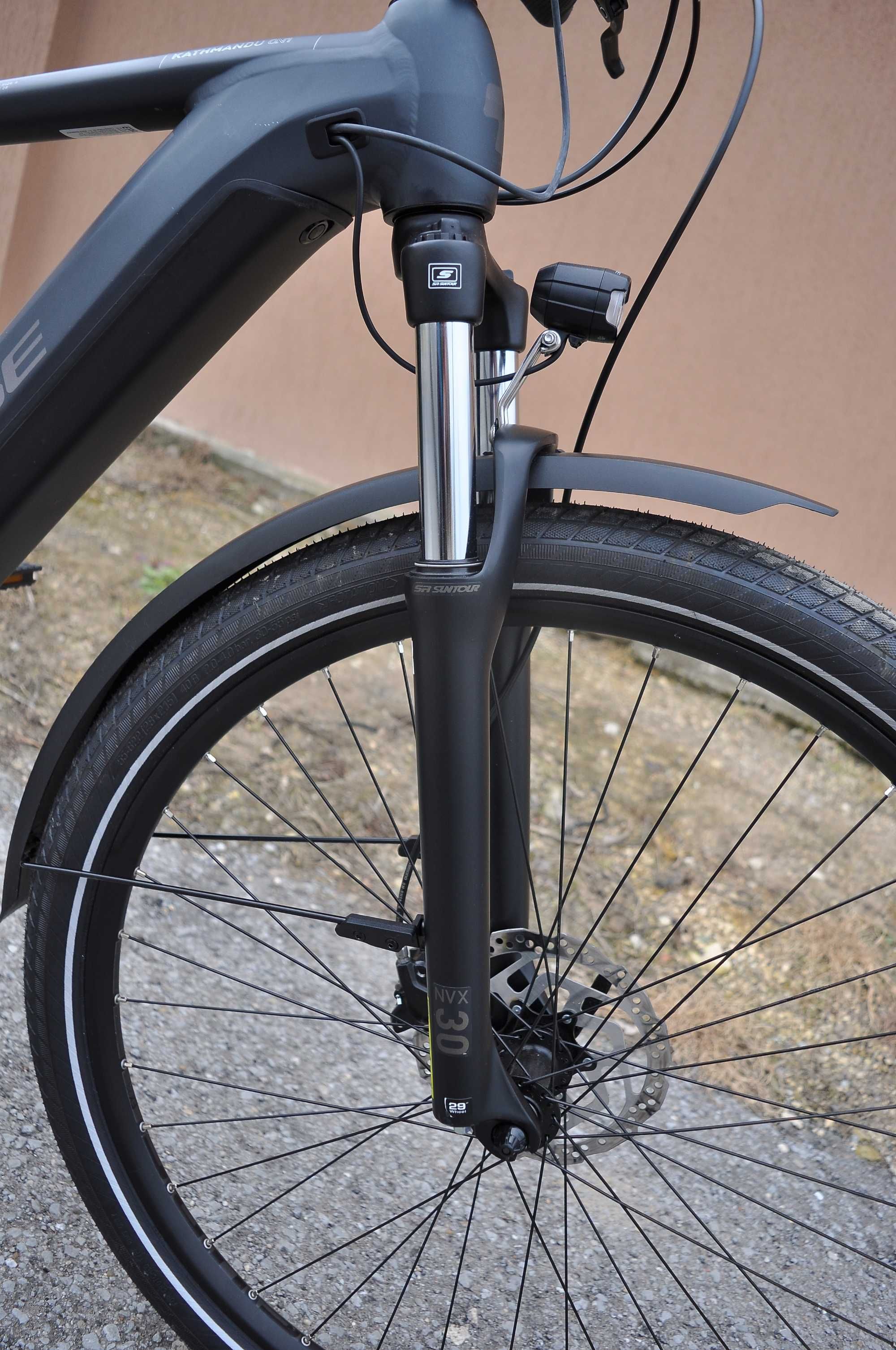 Cube Kathmandu Hybrid One 625-електрически велосипед