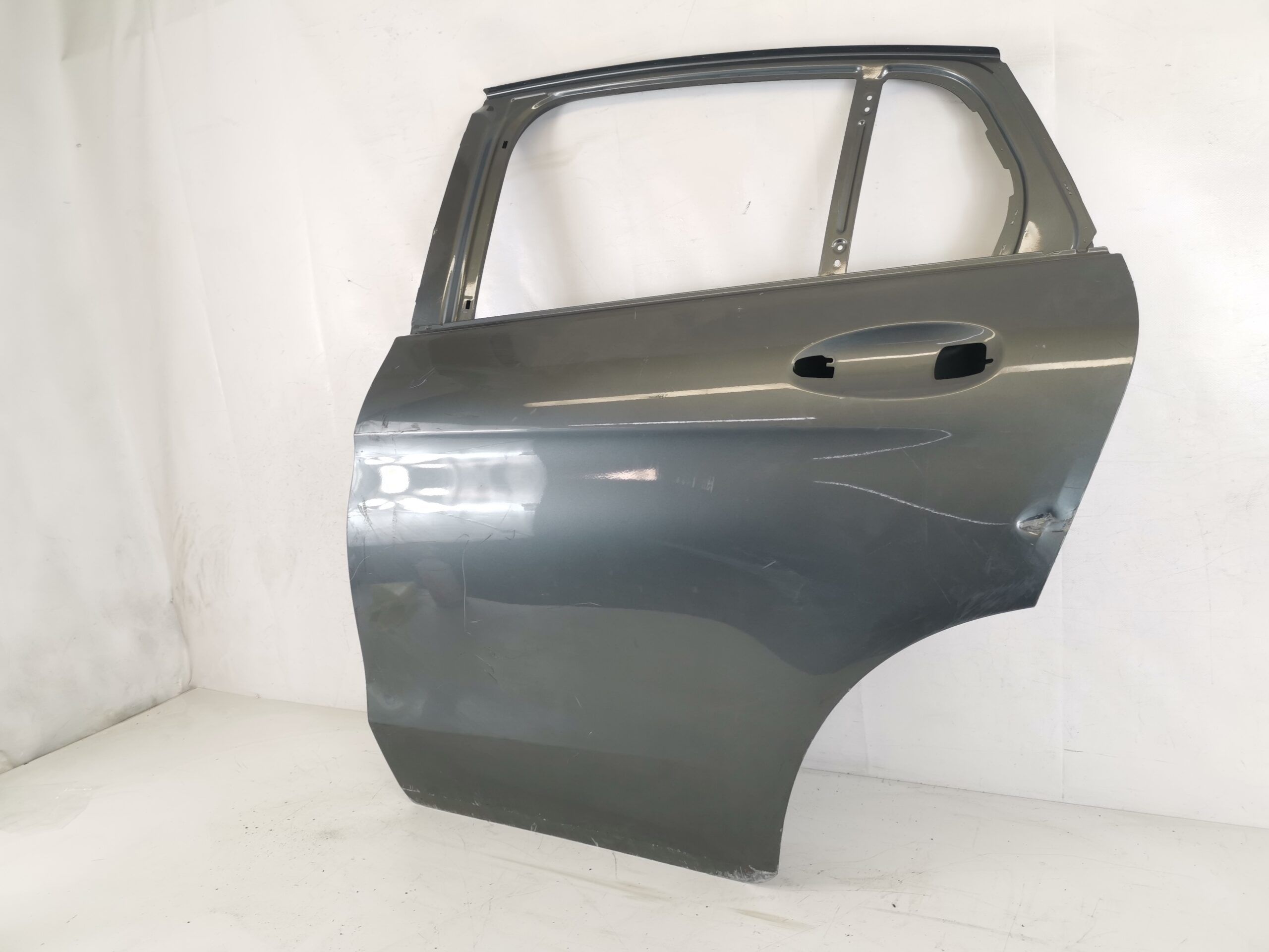 Врата ляв заден / Usa Stanga Spate Mercedes-Benz GLC-Class X253/C253 О