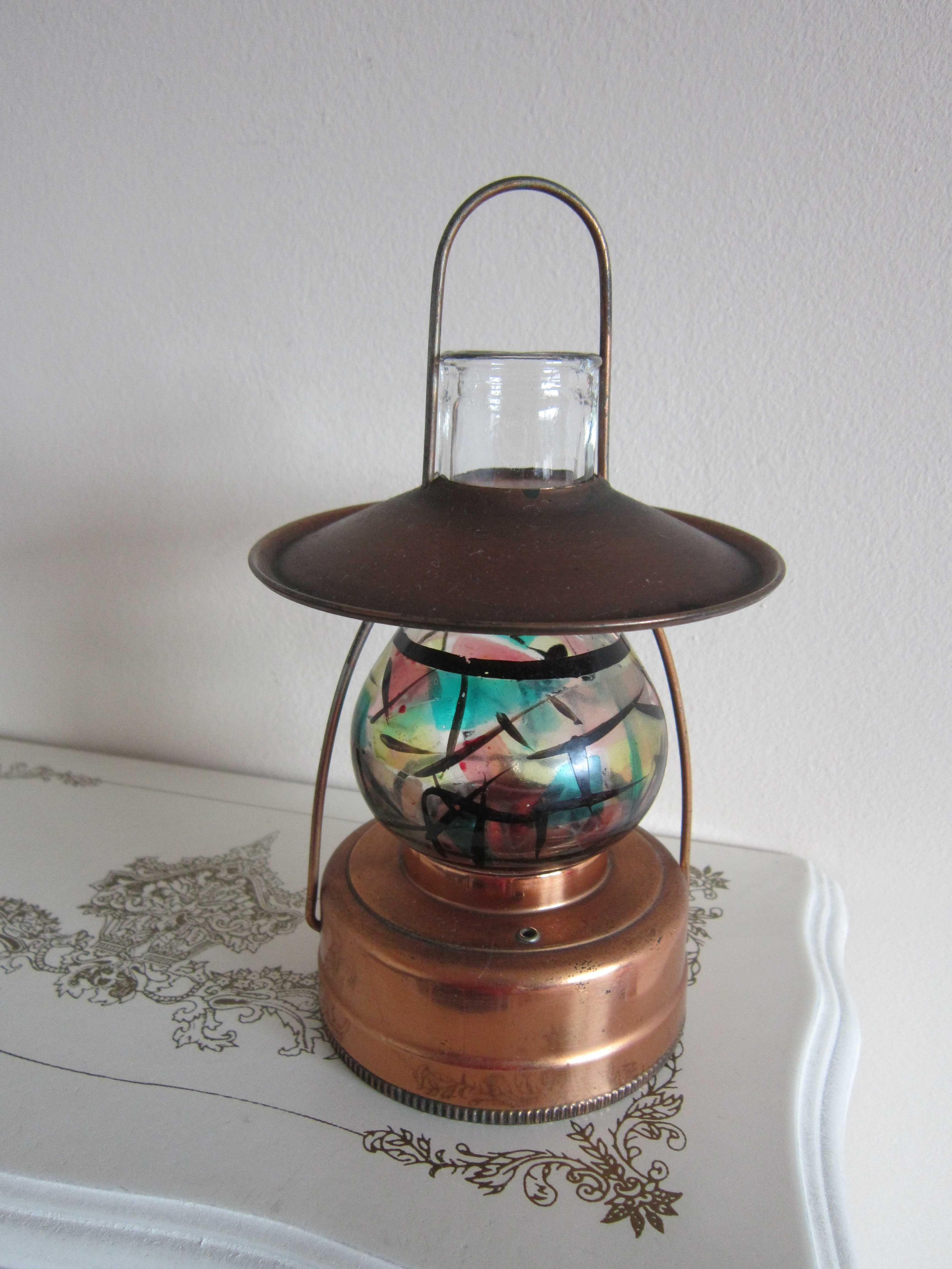 Lampa vintage colectie cu baterii by ROSE Hong Kong  British C.C
