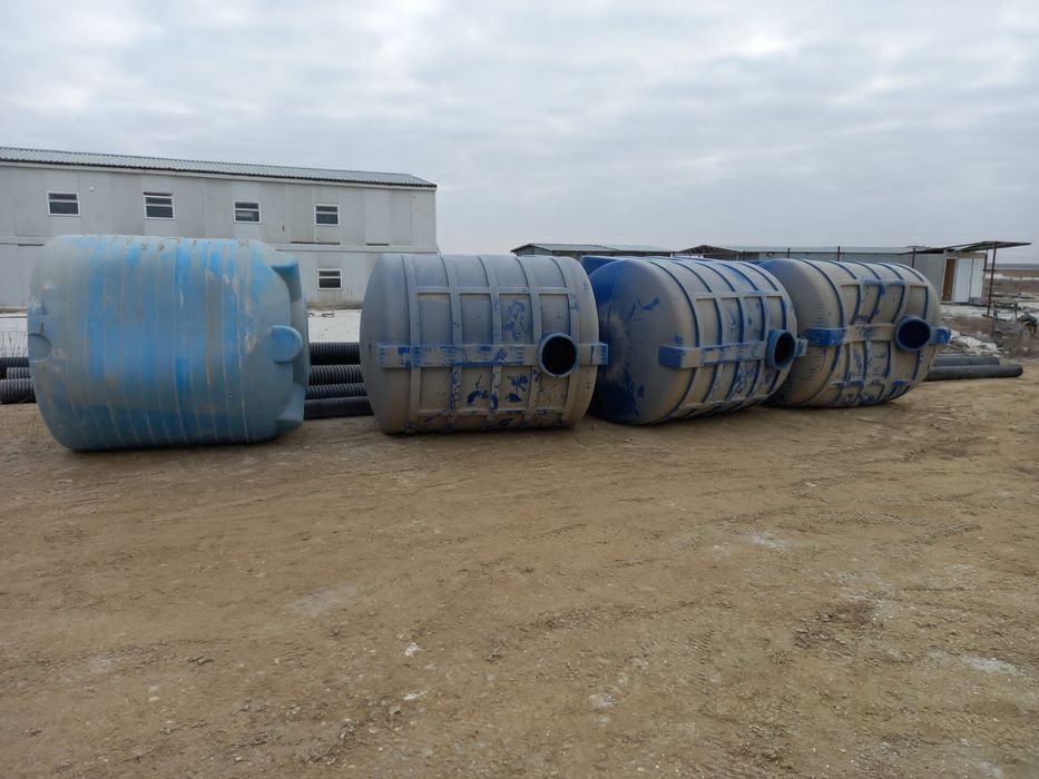 Ёмкость 5 куб пластиковые