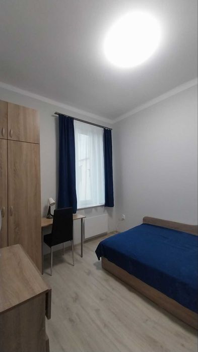 Продава се Тристаен апартамент в София, Център - 75 кв.м за 9 €/кв.м - Снимка #6