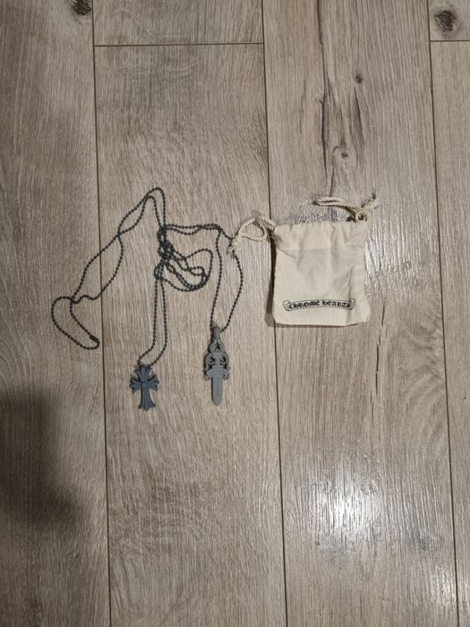 Lanțuri Chrome Hearts