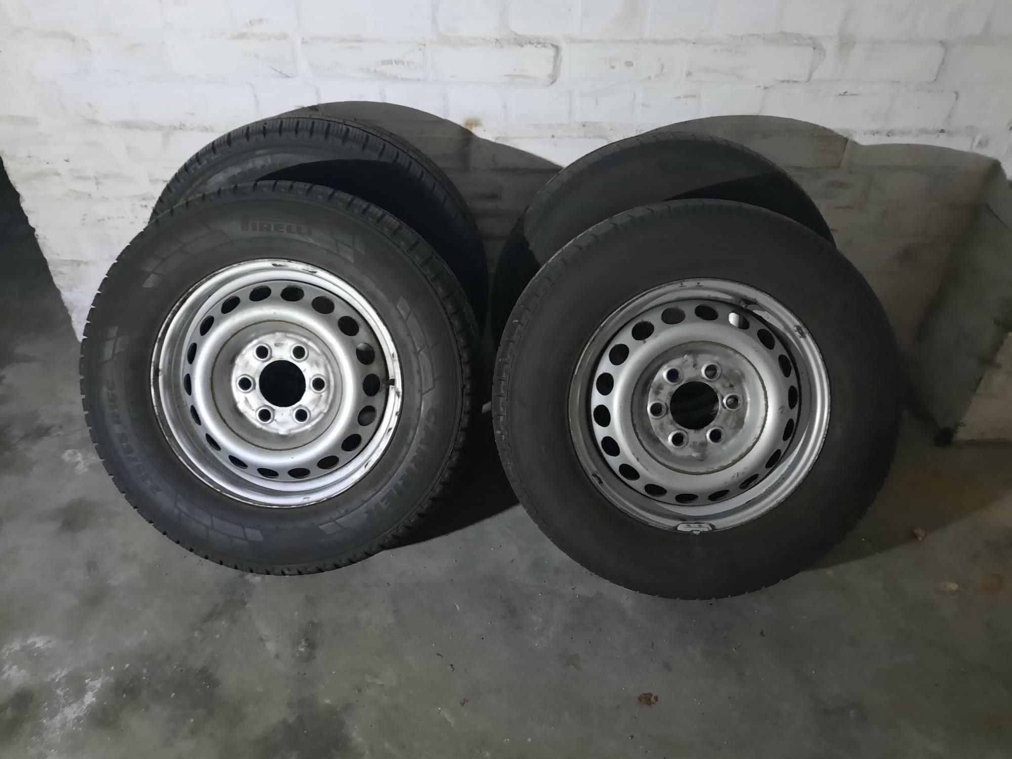 Jante Sprinter Cauciucuri Pirelli  235 65 r16 C 2021