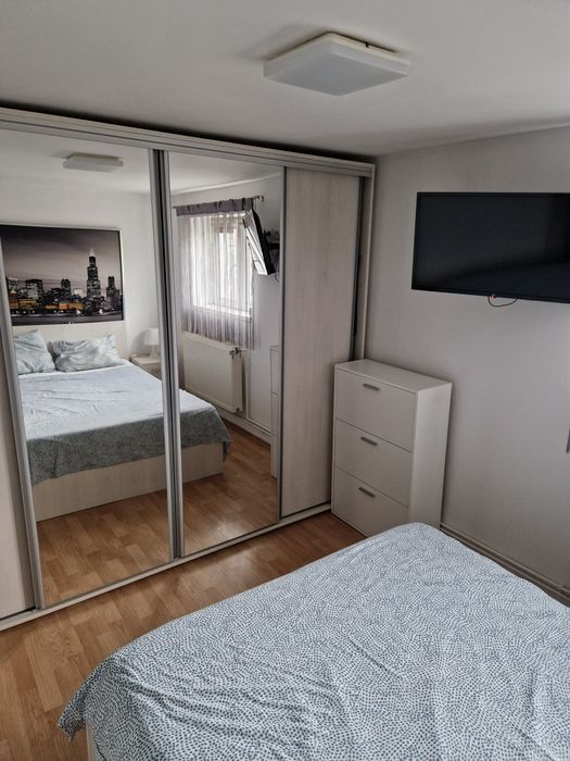 Vand penthouse 4 camere -1450 euro/mp