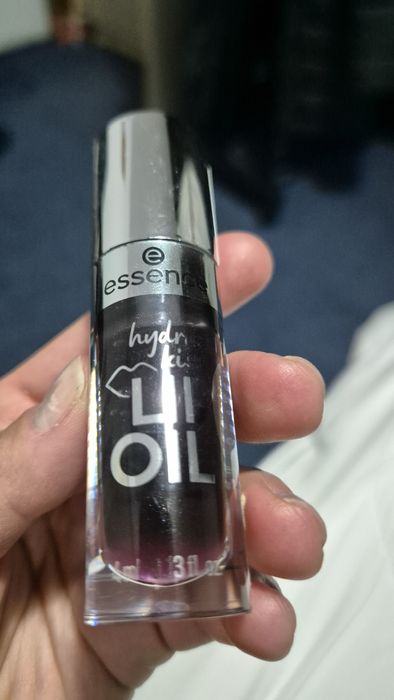 Mascara,creion de buze si gloss de dama