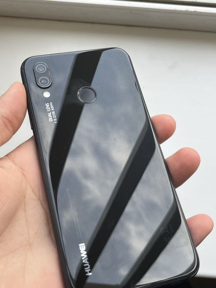 Huawei p20 lite продам