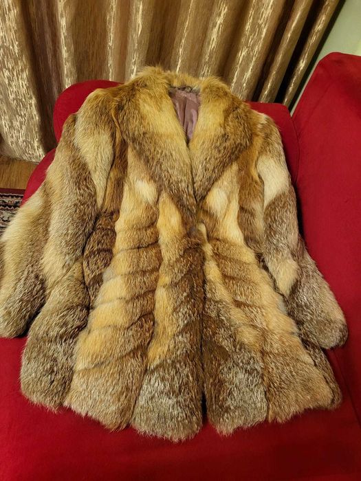 Haina scurta din blana de vulpe rosie gold