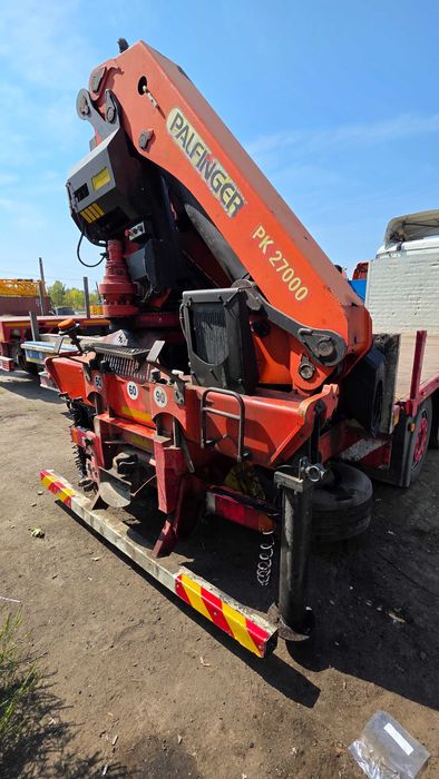 Camion cu macara MAN TGA26.313