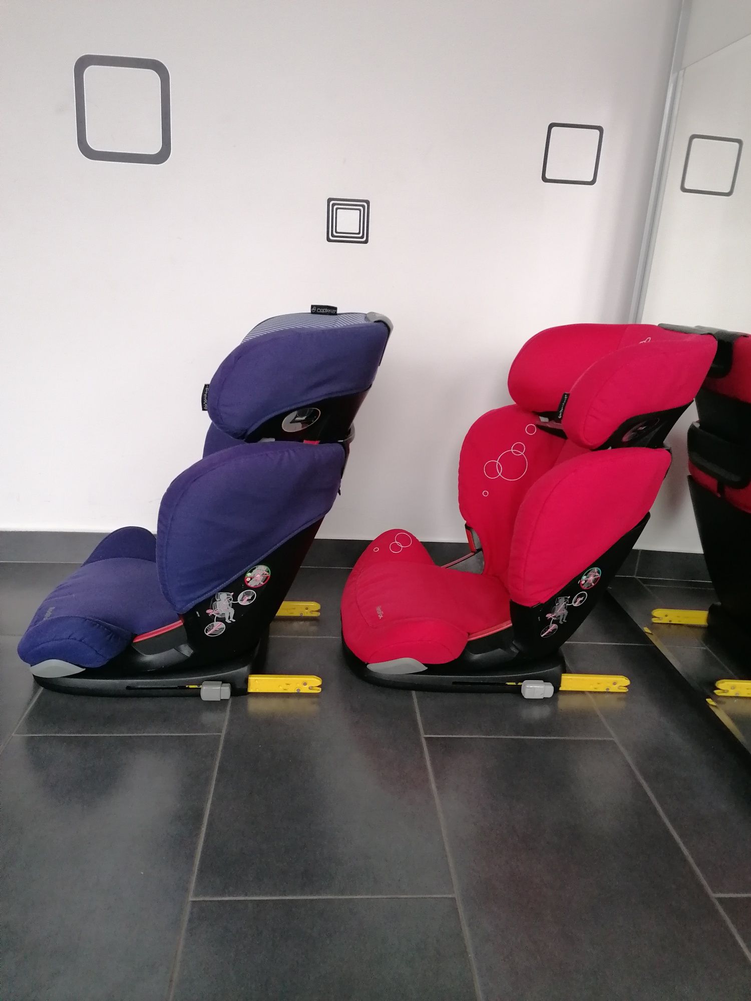 Scaun auto Maxi Cosi Rodifix cu isofix pentru copii între 15 și 36 kg