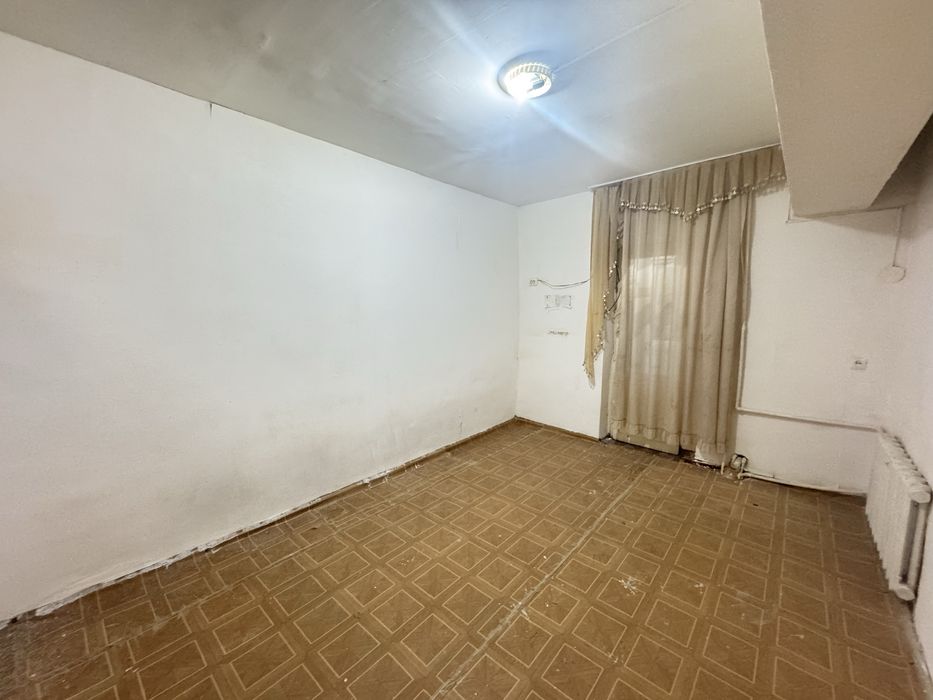 Продам СРОЧНО -1 комнатная КВАРТИРА м-в Буз-2  ЭКО базар