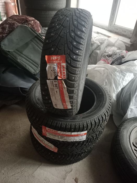 Продам новые шины