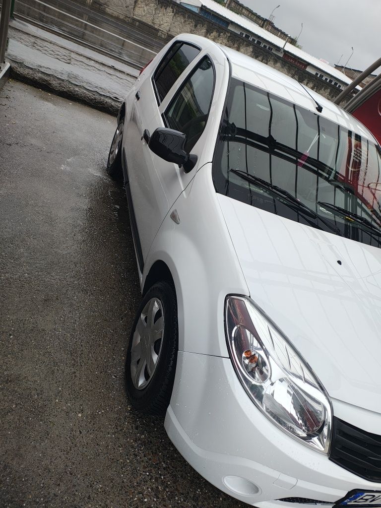 Dacia Sandero 2012