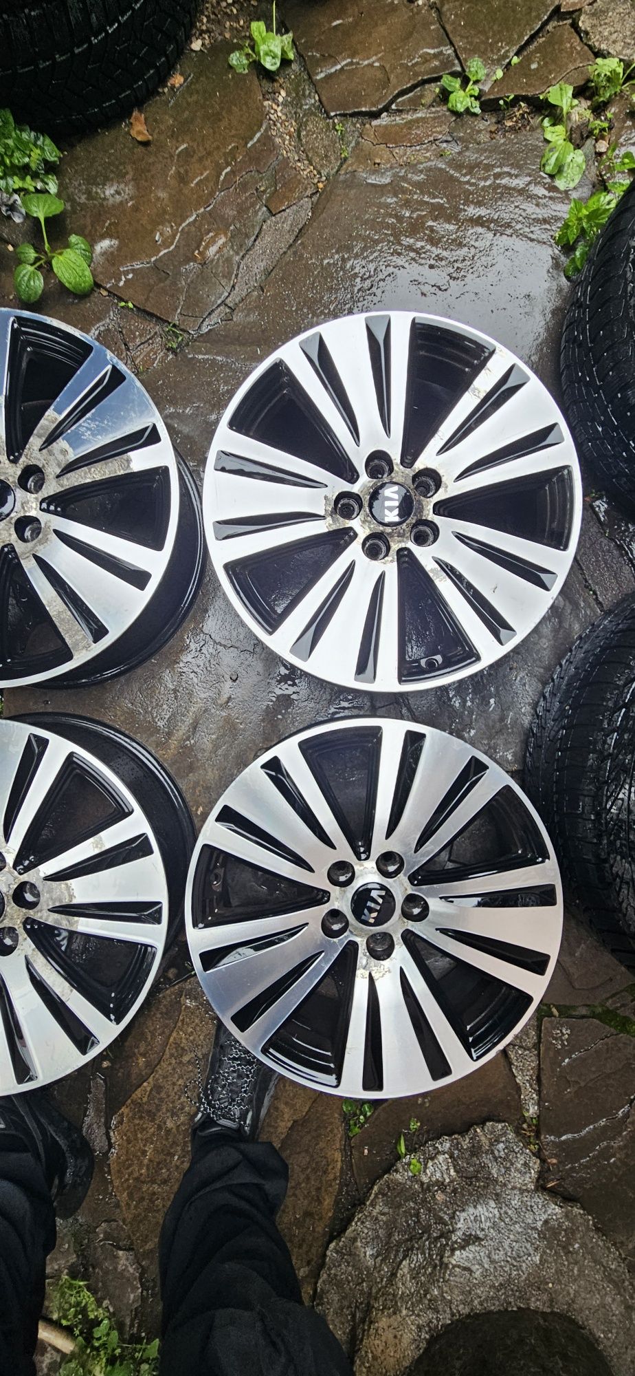 5/114.3/18 hyundai / kia алуминиеви джанти с гуми 560 лв.