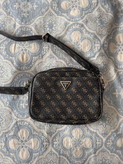 Guess сумка с длинным ремешком